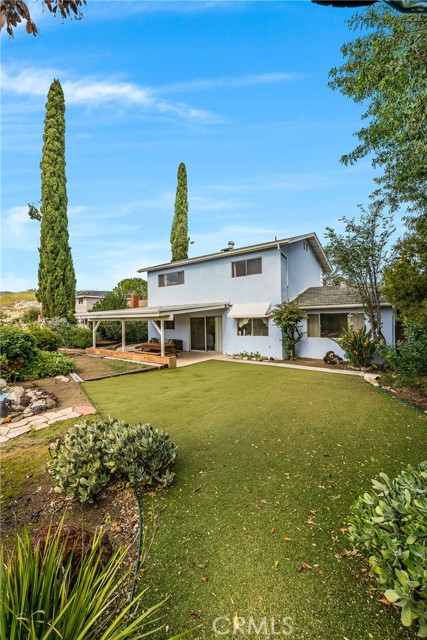 Detail Gallery Image 8 of 50 For 24308 Shrewsbury, West Hills,  CA 91307 - 4 Beds | 3 Baths