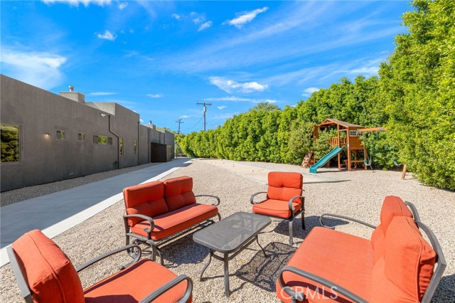 2600 E Vincentia, Palm Springs, CA 92262