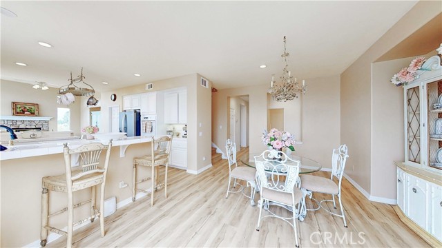 Detail Gallery Image 19 of 74 For 18563 Sunset Knoll, Riverside,  CA 92504 - 5 Beds | 4/1 Baths