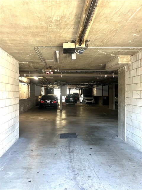 Detail Gallery Image 12 of 12 For 257 E Santa Anita #APT202,  Burbank,  CA 91502 - 1 Beds | 1 Baths