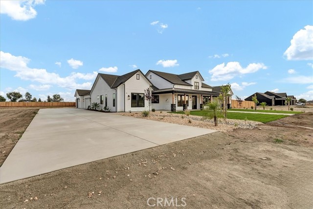 605 S Anderson Road, Exeter CA: https://media.crmls.org/medias/f85ab7b6-8cf6-4215-a9f5-2f4770864fb4.jpg