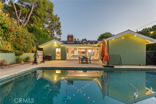 3051 Gertrude Avenue, La Crescenta CA: https://media.crmls.org/medias/f85bae63-0b53-4498-9d66-8b13b02f5069.jpg