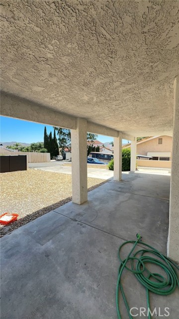 22547 Cascade, Canyon Lake CA: https://media.crmls.org/medias/f85c66d0-8c62-4bc2-aba3-990142e17333.jpg
