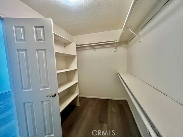 Detail Gallery Image 10 of 30 For 17980 Lakeview Dr, Victorville,  CA 92395 - 3 Beds | 2 Baths