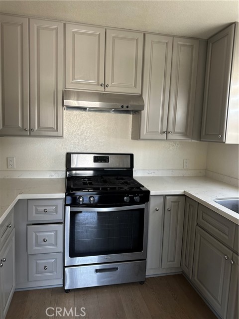 Detail Gallery Image 5 of 10 For 2312 Dominguez St a,  Torrance,  CA 90501 - 2 Beds | 2 Baths