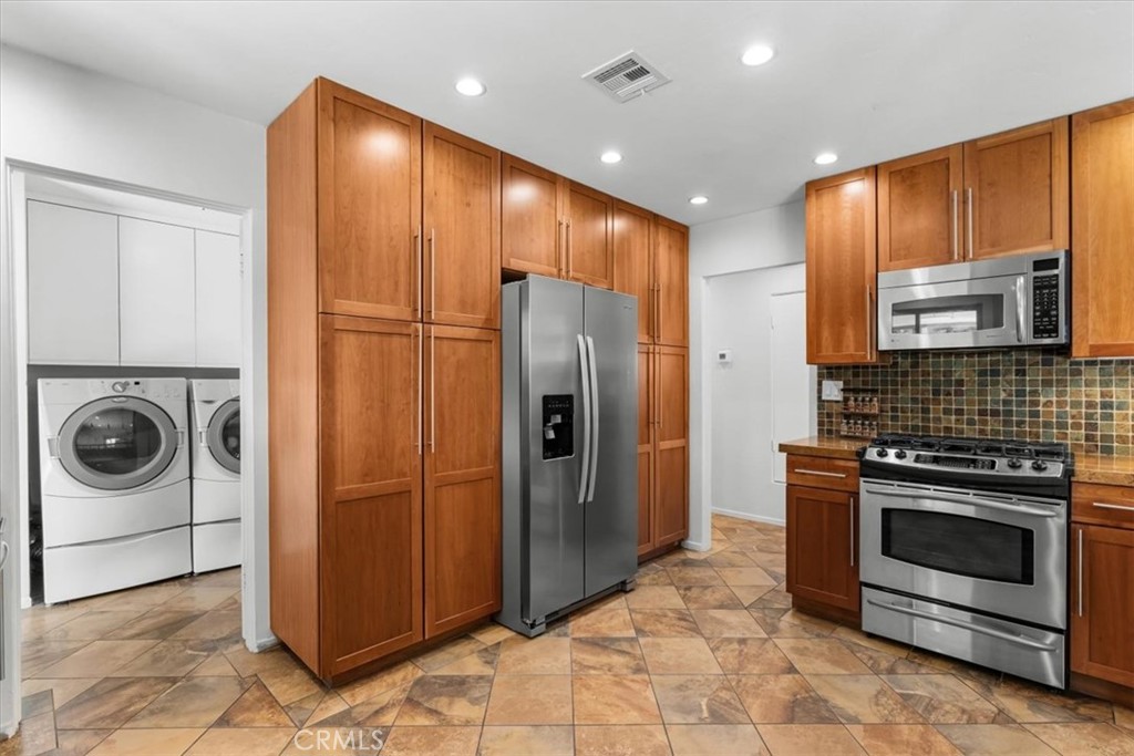 MLS #SR25252227 image #12