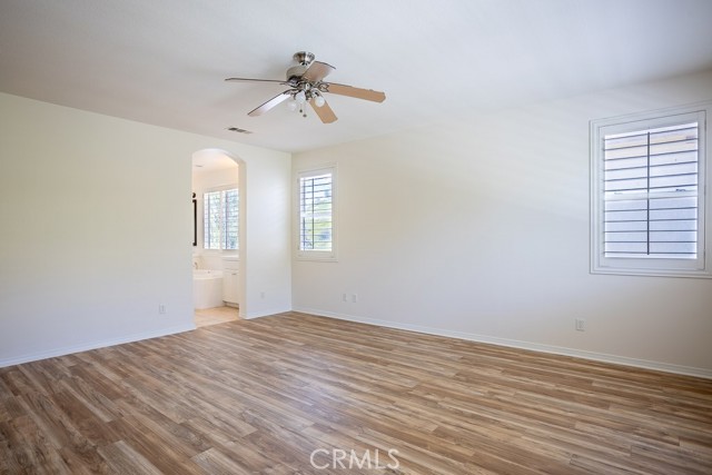 23857 Rio Rancho Way, Valencia CA: https://media.crmls.org/medias/f86056d8-5b17-4429-9664-08f100633279.jpg