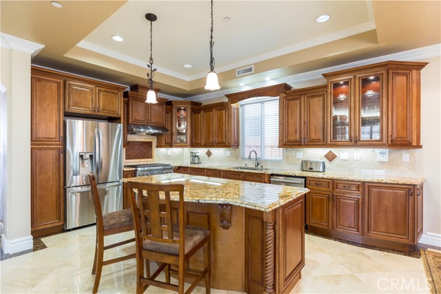 1909 Perry Avenue, Redondo Beach, California 90278, 4 Bedrooms Bedrooms, ,3 BathroomsBathrooms,Residential,Sold,Perry,PV17101888