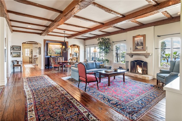 Detail Gallery Image 9 of 26 For 1412 Lower Paseo La Cresta, Palos Verdes Estates,  CA 90274 - 4 Beds | 5/3 Baths