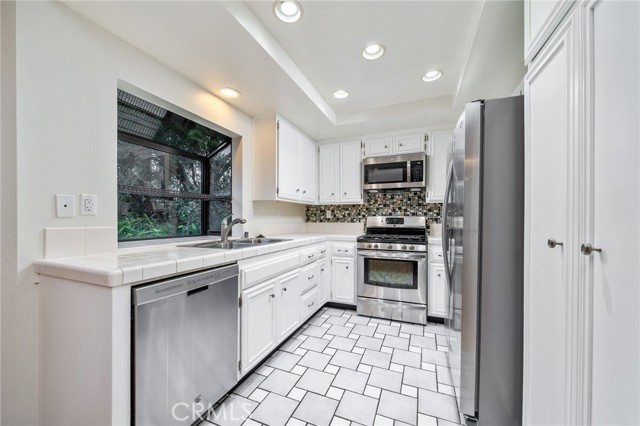 Detail Gallery Image 10 of 35 For 1220 Shepherd Way, Claremont,  CA 91711 - 3 Beds | 2 Baths