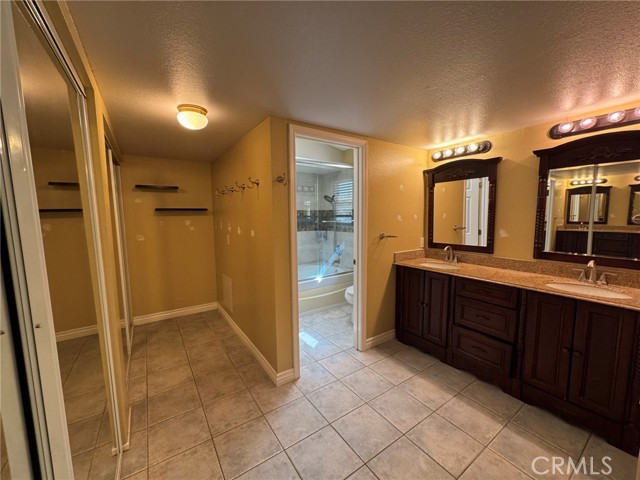 Detail Gallery Image 17 of 28 For 45712 Classic Way, Temecula,  CA 92592 - 4 Beds | 3 Baths