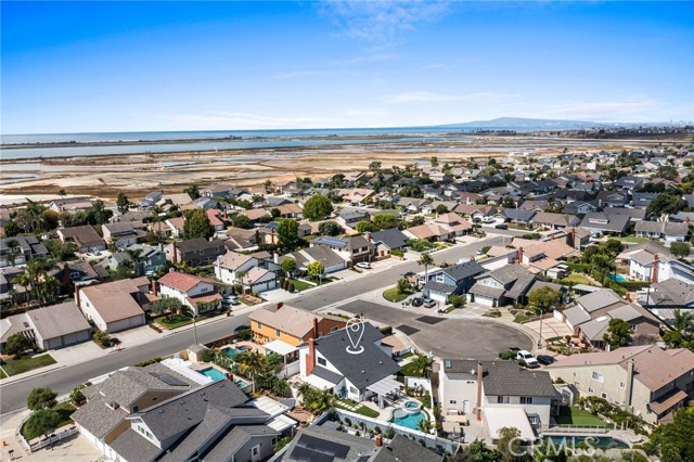 Detail Gallery Image 57 of 61 For 17902 Bolton Cir, Huntington Beach,  CA 92649 - 4 Beds | 2/1 Baths