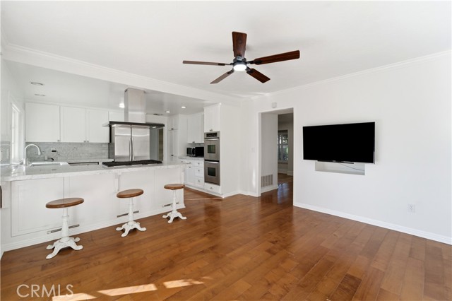 Detail Gallery Image 10 of 45 For 11344 Baird Ave, Porter Ranch,  CA 91326 - 4 Beds | 3 Baths