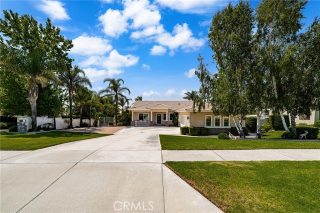 12693 Ridgecrest Drive, Rancho Cucamonga CA: https://media.crmls.org/medias/f863d958-af46-4a70-b46c-83eb0e400a0b.jpg
