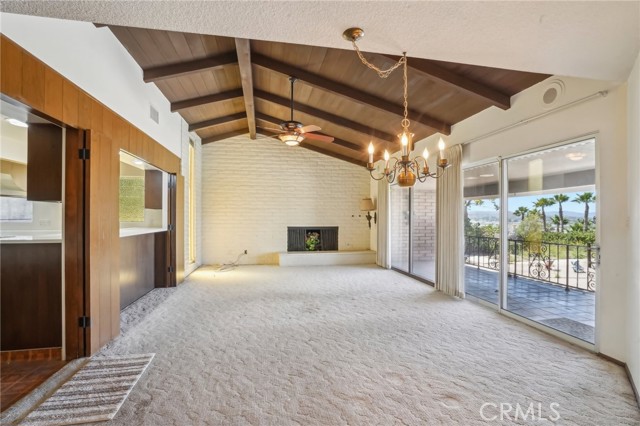 42131 San Jose Drive, San Jacinto CA: https://media.crmls.org/medias/f8647346-64fe-4c35-aa73-35ad8240f57c.jpg