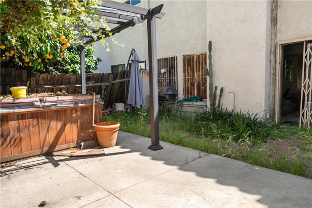 Detail Gallery Image 19 of 23 For 9024 Willis, Panorama City,  CA 91402 - 2 Beds | 2/1 Baths