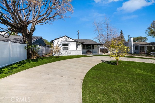 Detail Gallery Image 23 of 36 For 22919 Leonora Dr, Woodland Hills,  CA 91367 - 4 Beds | 2 Baths