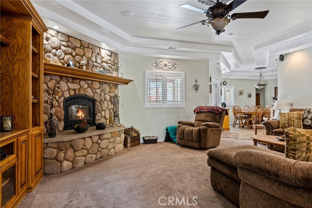 919 Venus Way, Crestline, CA 92325