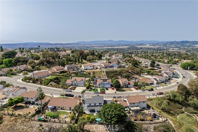1324 Darwin Drive, Oceanside CA: https://media.crmls.org/medias/f8655297-e775-41f4-ae21-ac93a1f03e46.jpg
