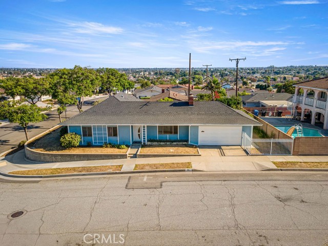 511 E Los Amigos Avenue, Montebello CA: https://media.crmls.org/medias/f865530c-256d-495a-bebf-3814c8038f4d.jpg
