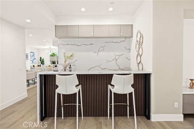 Detail Gallery Image 8 of 26 For 3815 Sycamore St, Pasadena,  CA 91107 - 5 Beds | 5/1 Baths
