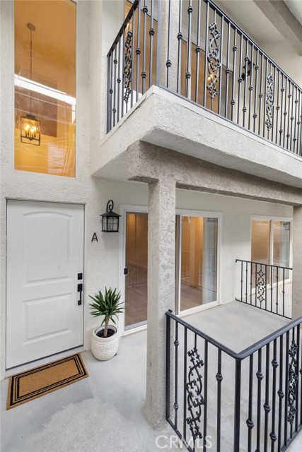 Detail Gallery Image 20 of 26 For 621 E Cedar a,  Burbank,  CA 91501 - 2 Beds | 1/1 Baths