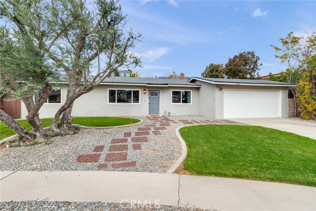 Detail Gallery Image 1 of 45 For 1264 E 26th St, San Bernardino,  CA 92404 - 4 Beds | 2 Baths