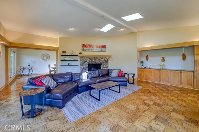 131 Serrano Heights, San Luis Obispo CA: https://media.crmls.org/medias/f8678cf0-50d1-40ed-ae2e-ec2f6e41360c.jpg