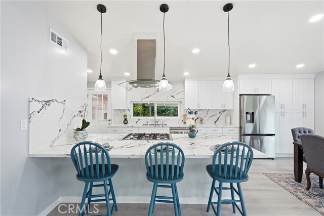 Detail Gallery Image 2 of 28 For 19 Gaucho Dr, Rolling Hills Estates,  CA 90274 - 4 Beds | 2 Baths