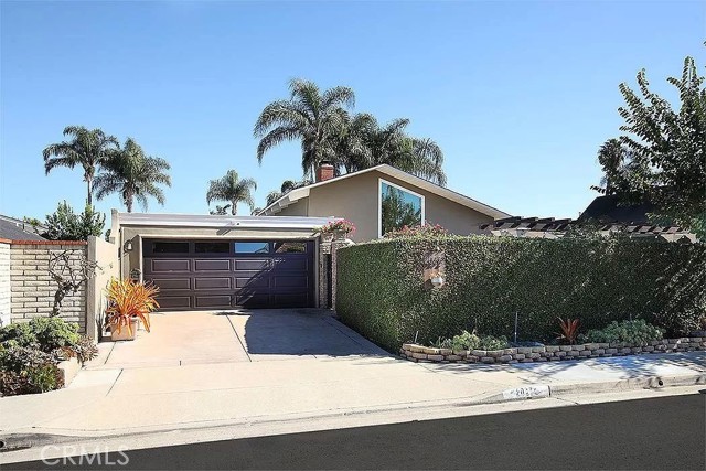 20272 Ramona Ln, Huntington Beach, CA 92646