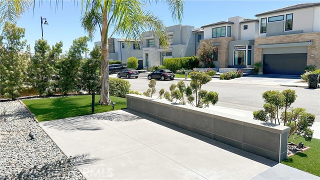 Detail Gallery Image 5 of 35 For 20523 W Shelley Ln, Porter Ranch,  CA 91326 - 4 Beds | 5 Baths