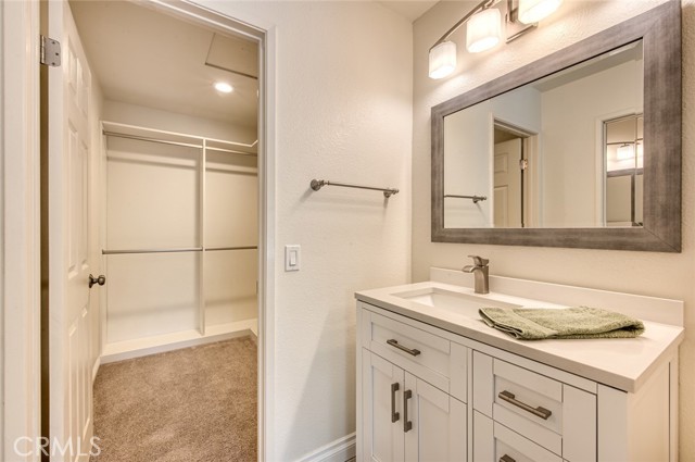 Detail Gallery Image 17 of 24 For 389 Stanford Ct #2,  Irvine,  CA 92612 - 2 Beds | 1/1 Baths