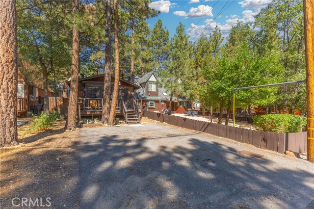 Detail Gallery Image 3 of 28 For 266 Victoria Ln, Sugarloaf,  CA 92386 - 1 Beds | 1/1 Baths