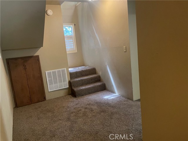 652 Knoll Drive, Crestline CA: https://media.crmls.org/medias/f8695fab-4974-445d-a544-668538463b52.jpg