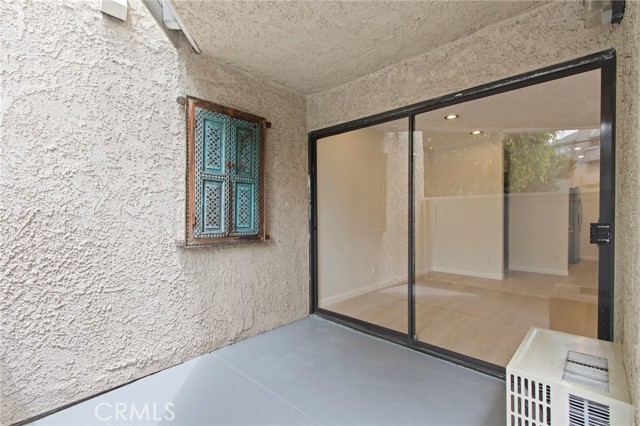 Detail Gallery Image 28 of 31 For 10521 National Bld #101,  Los Angeles,  CA 90034 - 2 Beds | 2 Baths