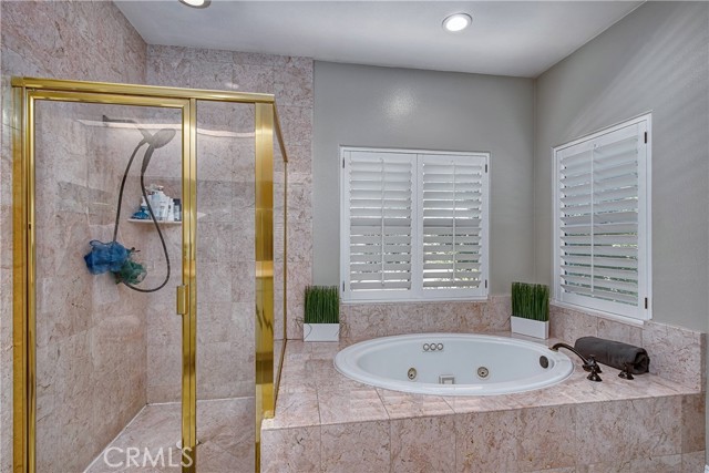 Image 21 of 36 For 24301 Belford Court