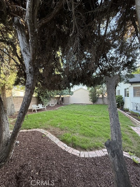 14906 Aztec Street, Sylmar CA: https://media.crmls.org/medias/f86a8130-1370-4244-85e4-585c7c8faad3.jpg