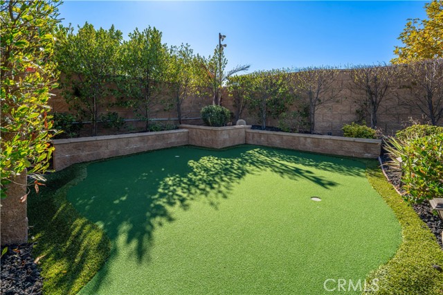 Detail Gallery Image 33 of 35 For 10949 Cartwright Dr, Chatsworth,  CA 91311 - 4 Beds | 4/1 Baths