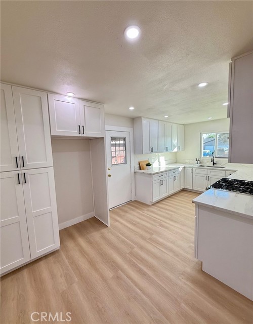 Detail Gallery Image 4 of 14 For 14617 Beckner St, La Puente,  CA 91744 - 4 Beds | 2 Baths