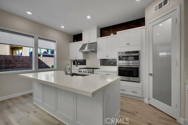 670 Athos, Lake Forest CA: https://media.crmls.org/medias/f86cabd3-d1f0-4b57-bc30-ae4ea26ee81f.jpg