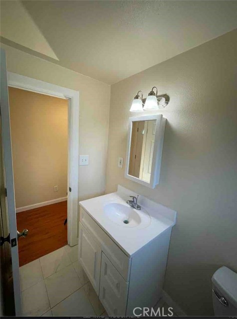 Detail Gallery Image 38 of 44 For 4704 W 160th St, Lawndale,  CA 90260 - – Beds | – Baths
