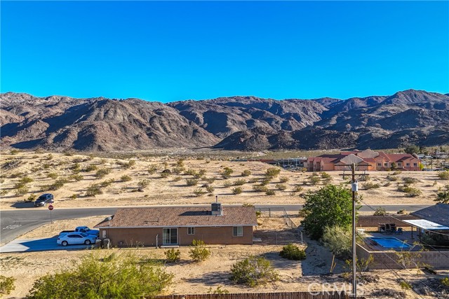 6264 Chia Avenue, 29 Palms, California 92277, 3 Bedrooms Bedrooms, ,2 BathroomsBathrooms,Single Family Residence,For Sale,Chia,JT24078752