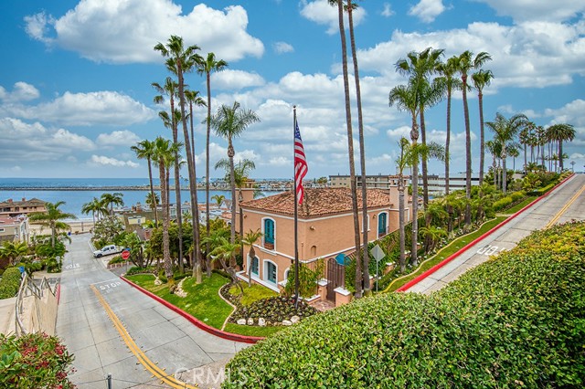 Detail Gallery Image 20 of 20 For 2712 Shell St, Corona Del Mar,  CA 92625 - 3 Beds | 3 Baths