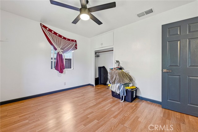 Detail Gallery Image 18 of 39 For 1054 W 24th, Merced,  CA 95340 - 3 Beds | 1 Baths