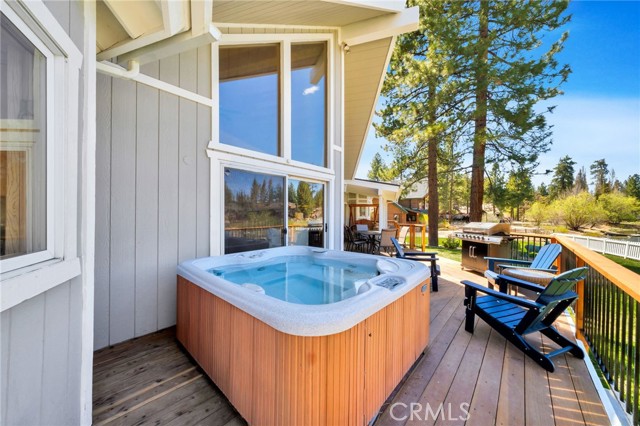 Detail Gallery Image 42 of 61 For 40034 Lakeview Dr, Big Bear Lake,  CA 92315 - 4 Beds | 3/1 Baths