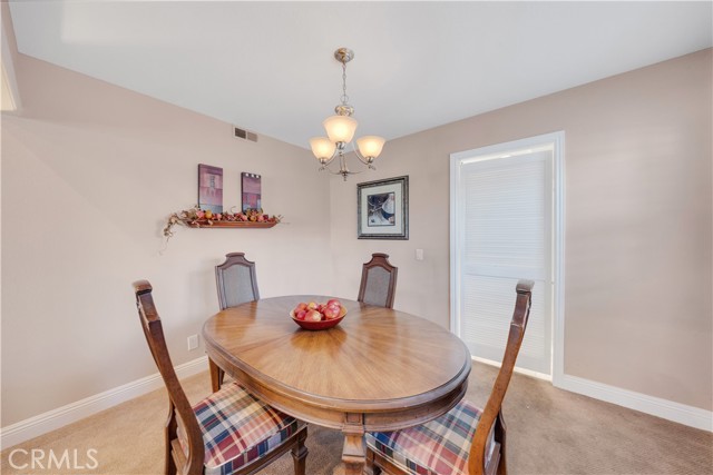 Image 13 of 45 For 5156 Edgemont