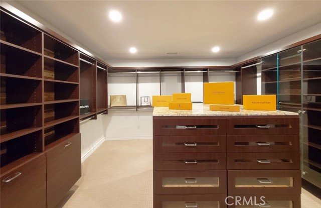 Detail Gallery Image 14 of 45 For 11947 Iredell St, Studio City,  CA 91604 - 7 Beds | 8 Baths