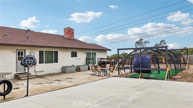 7906 Appaloosa Court, Rancho Cucamonga CA: https://media.crmls.org/medias/f86f8b21-774d-44c9-aeed-6ebcd0d0ca9c.jpg