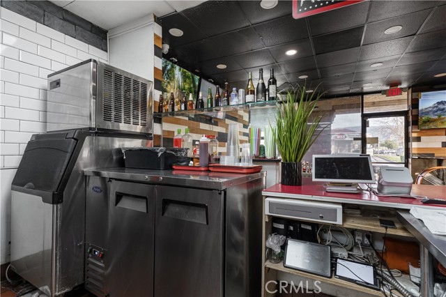 275 9th street, San Bernardino CA: https://media.crmls.org/medias/f87004c1-389b-4c3c-a34f-87e434353d1f.jpg