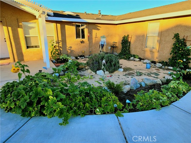Image 2 for 74004 Aztec Ave, 29 Palms, CA 92277